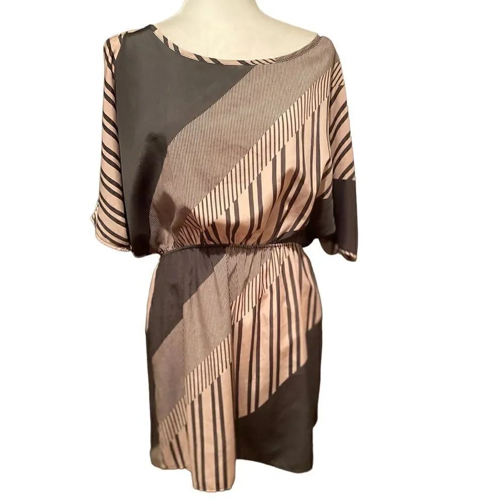 TRAC Peek A Boo Shoulder Dress